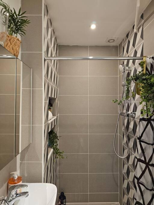Beautiful And Spacious Flat Londres Exterior foto
