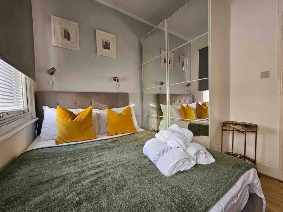 Beautiful And Spacious Flat Londres Exterior foto